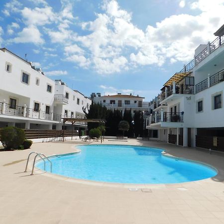 Paramount Gardens Resorts C202 Larnaca Luaran gambar
