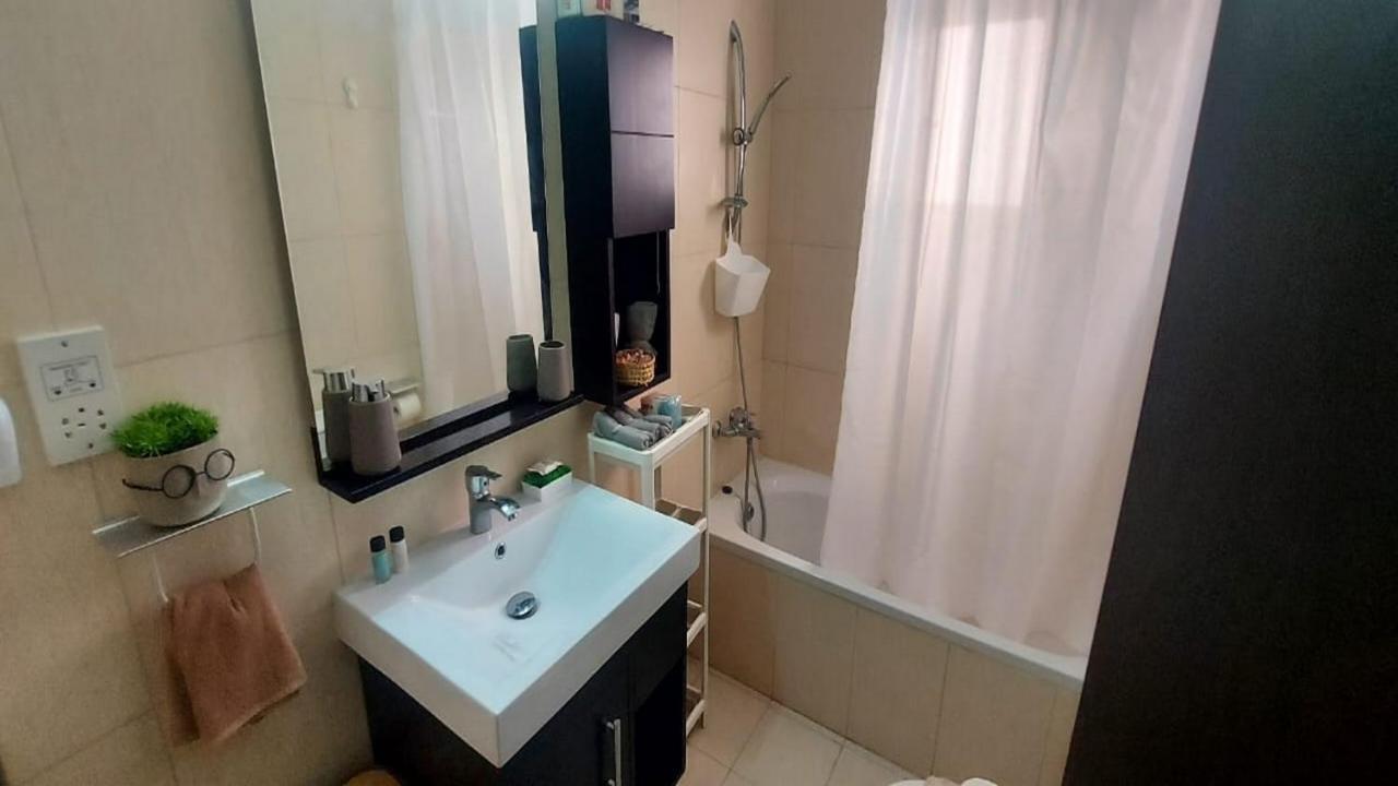 Paramount Gardens Resorts C202 Larnaca Luaran gambar