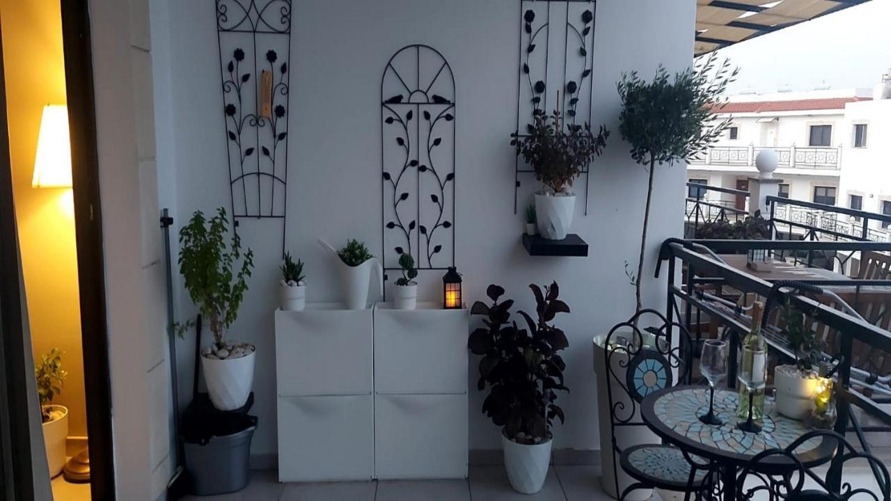 Paramount Gardens Resorts C202 Larnaca Luaran gambar